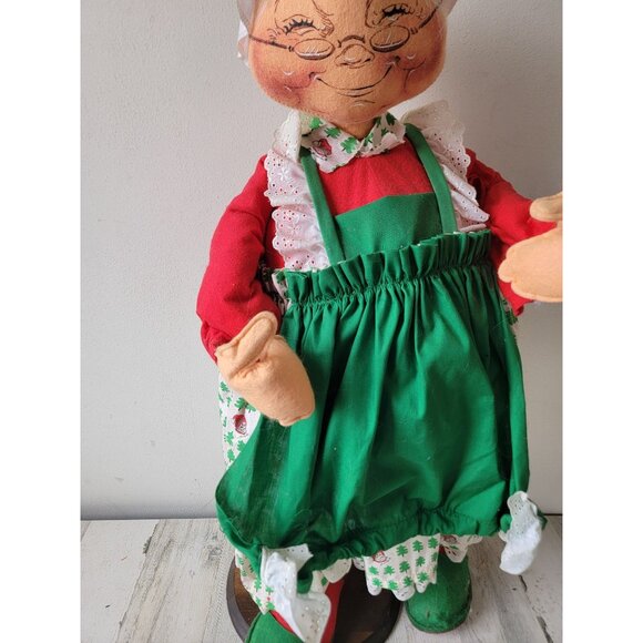 Large annalee Mrs Claus vintage Xmas home decor unique plush - Picture 2 of 16